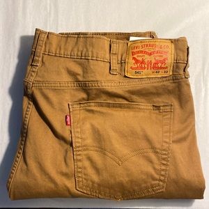 541 42x32 Carroway Levi’s Athletic Taper stretch jeans. Very comfortable.